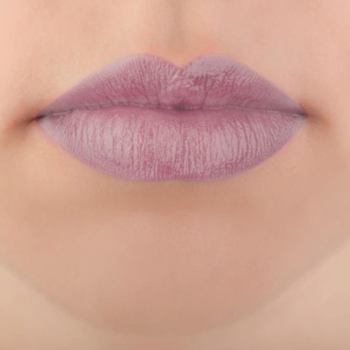 Batom Branco Neve/Sem Cor - Com Proteção Solar (Natural) Geoderm 4 g