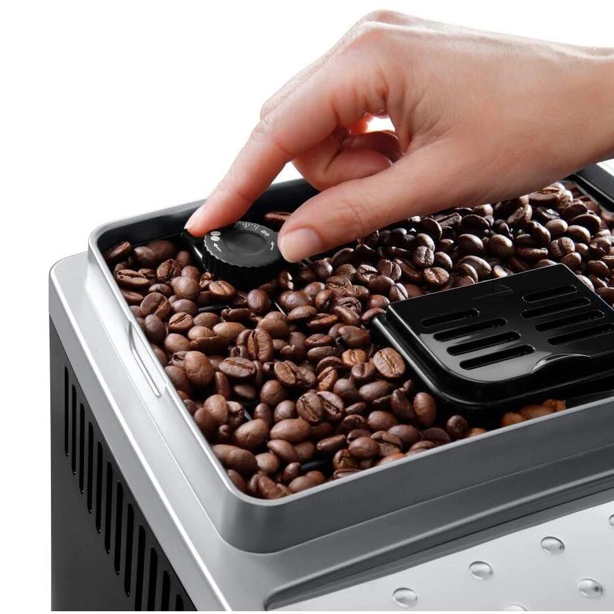 Máquina de café superautomática Delonghi Magnifica S ECAM21.117.B com sistema de cappuccino e moinho integrado (REFORMADA)