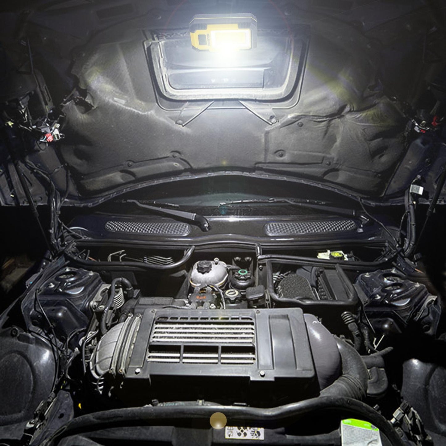 Linterna Led Profesional Compacta Engomada Bateria Recargable 500 Lumenes Con Función Powerbank, Iman, Soporte Y Gancho