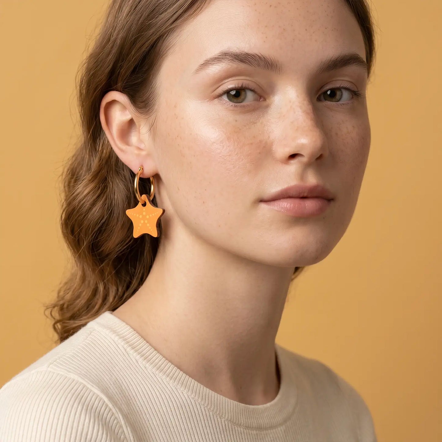 Pendientes Estrella de Mar - Aro de Acero Quirúrgico y Bañado en Oro de 18k - Nature Vibes_4