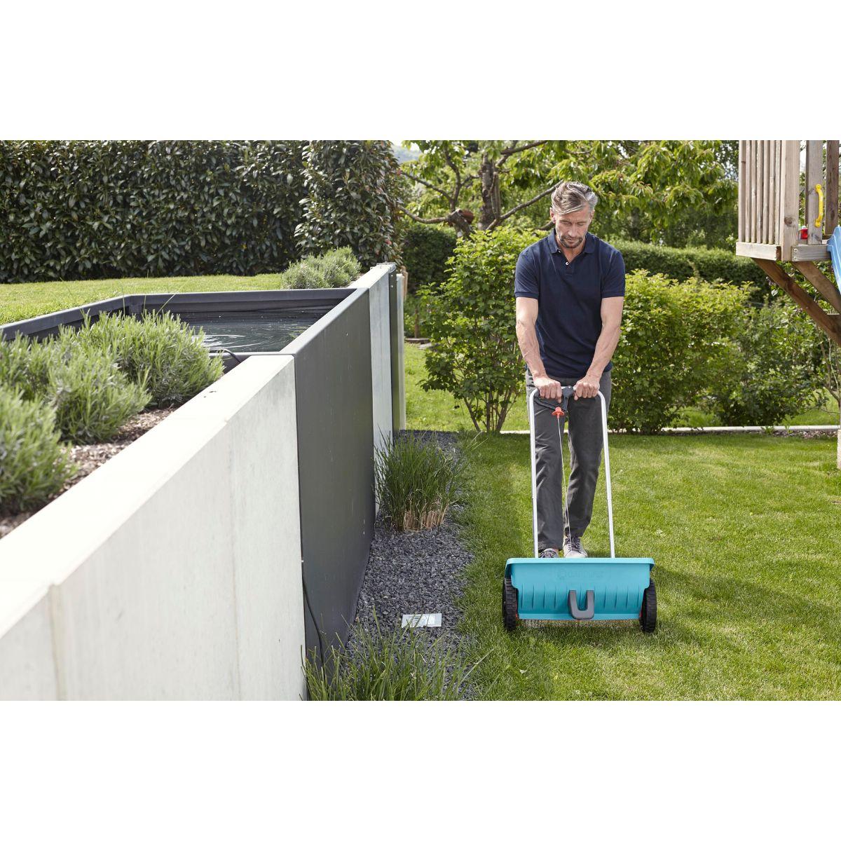 Carrinho Espalhador Gardena L