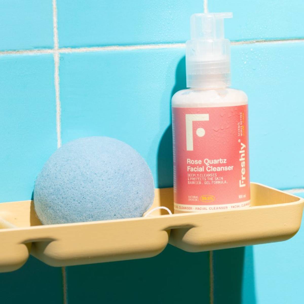 Embalagem de 2x Limpador Facial Freshly de Quartzo Rosa 200ml