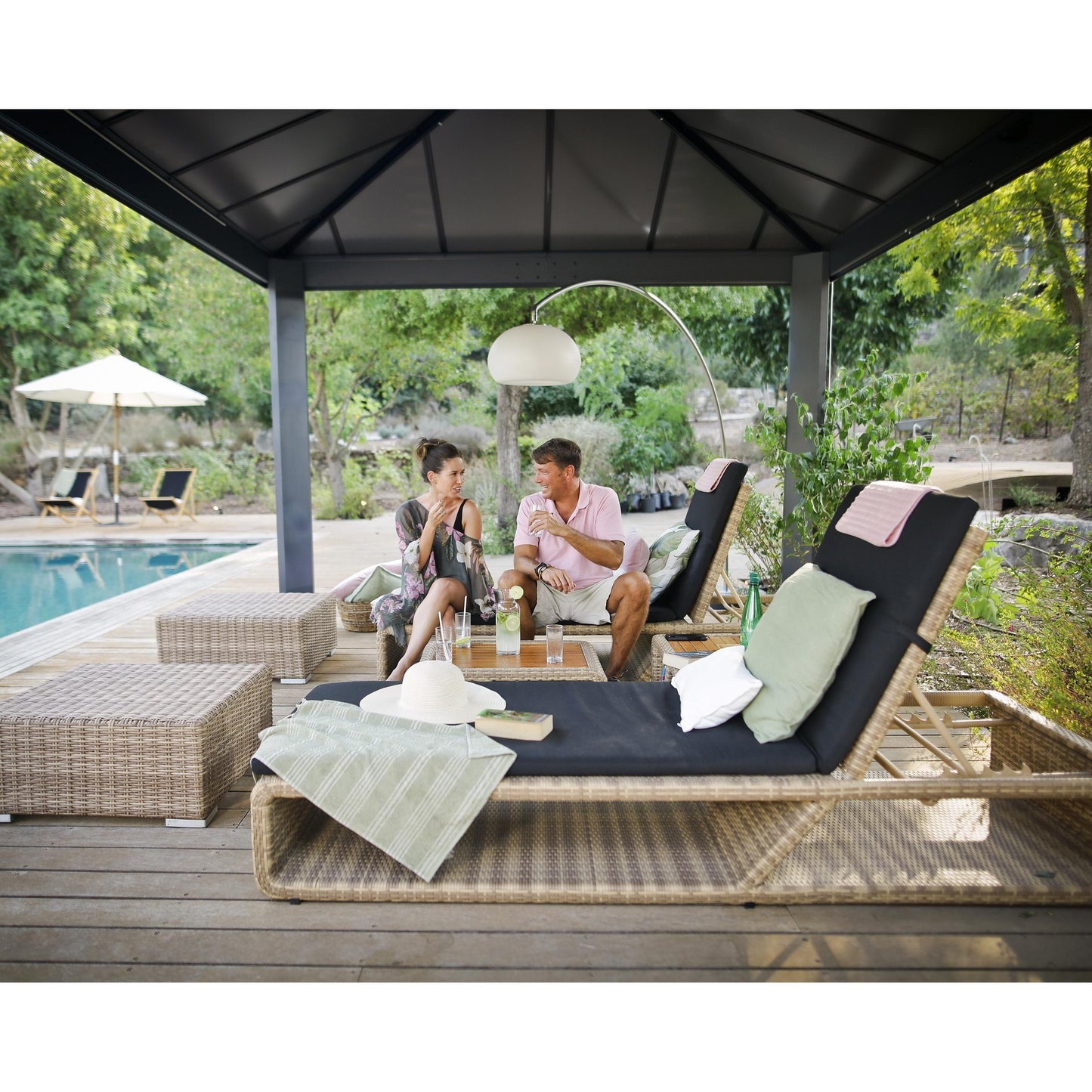 Gazebo com sombra Dallas 422x607 cm