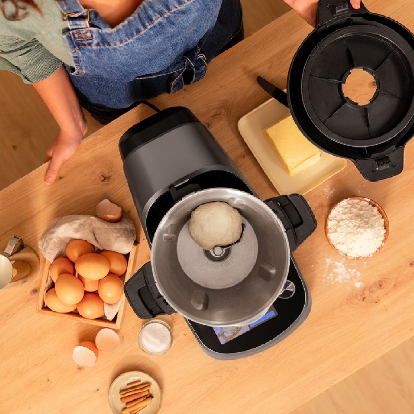 Robot De Cocina Multifunción Mambo Touch. 1600 W, 37 Funciones, Pantalla Táctil Tft 5 Con Recetario Integrado, 3,3 Litros De Capacidad, App, Báscul_4