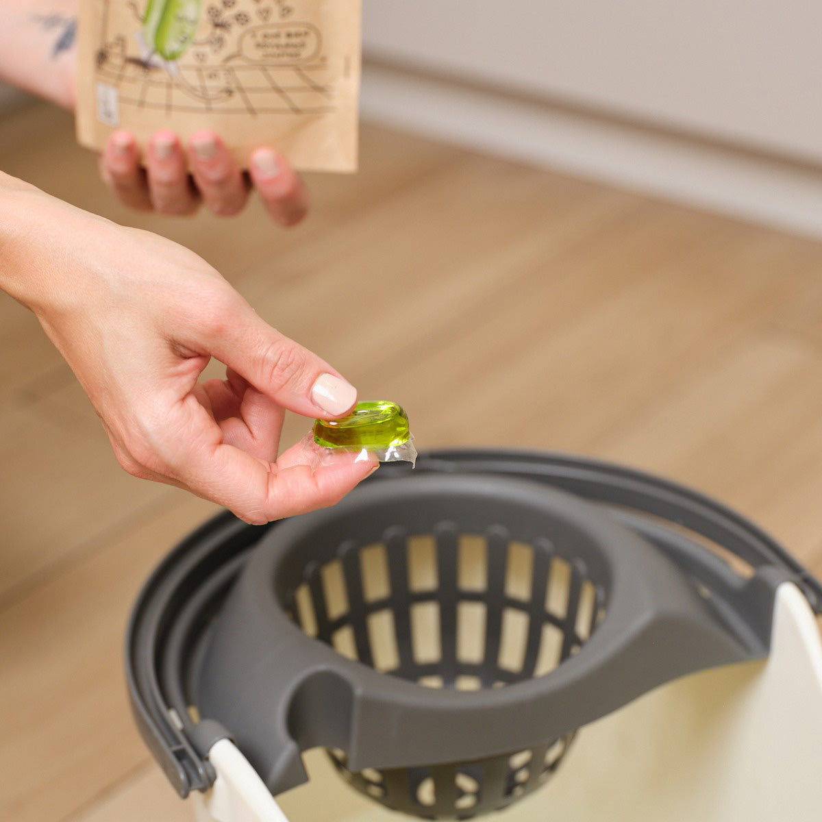 Limpador de pavimentos universal BIO Eco Pack Flopp 20 cápsulas