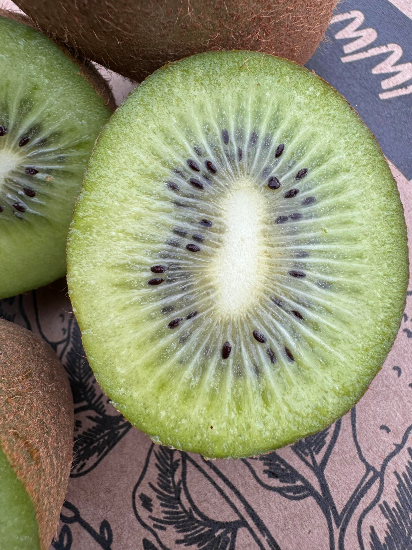 Caja De Kiwis Verde De Temporada Tropitop Caja De 3kg_5