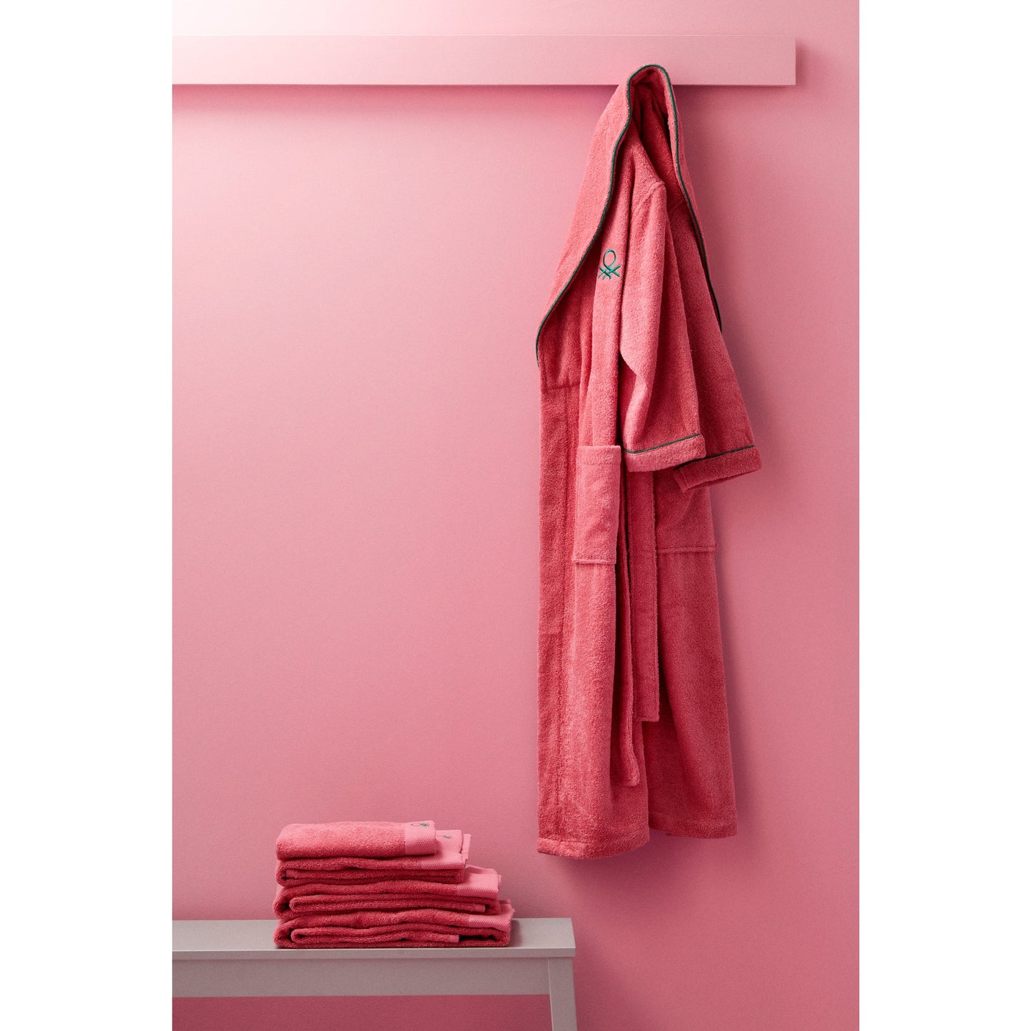 Albornoz S/m 420gsm 100% Algodon C/ Logo Bordado Rosa Core Benetton_5