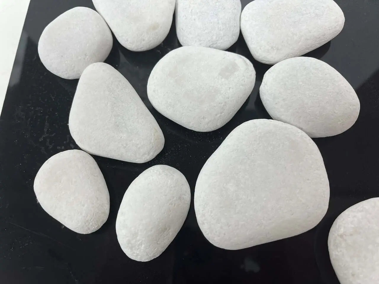 Canto Rodado Blanco Plano Recycla / Saco 20 Kg. / 10-50 Mm_5