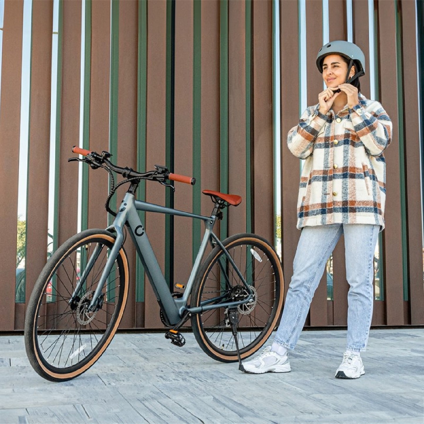 Casco Urbano Para Bicicletas Y Patinetes Eléctricos Talla S-m Brainguard Urban Grey S-m (56-58 Cm). Color Gris, Homologado Para Cumplir Con La Máxim_4