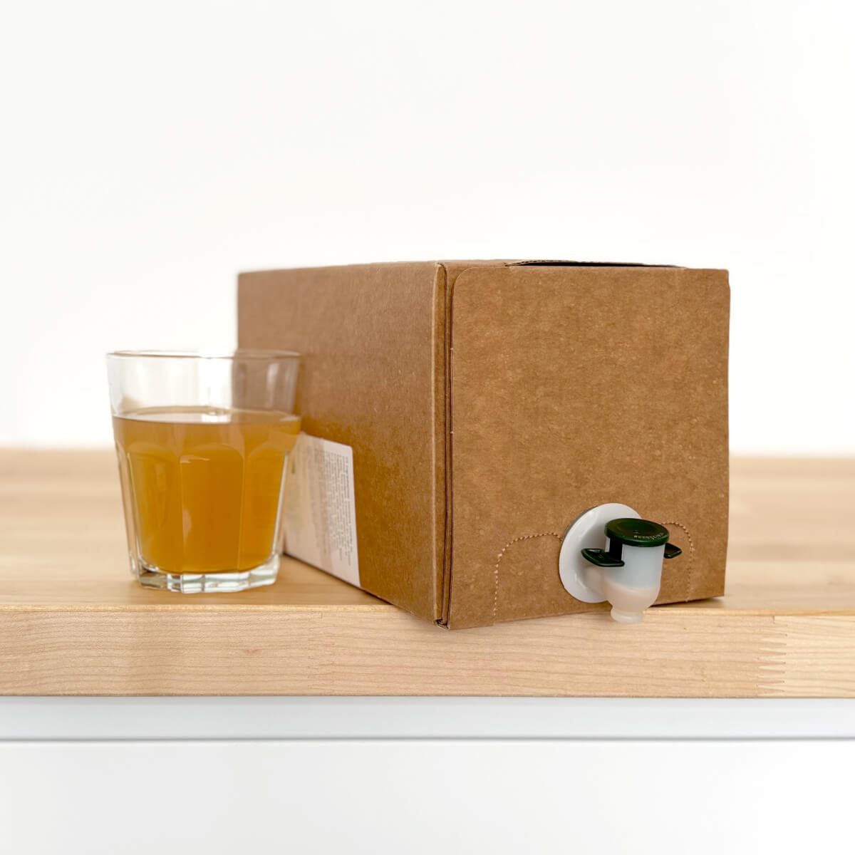 Sumo de Maçã 100% fruta espremida Eco Planeta Huerto 3 L Saco em Caixa