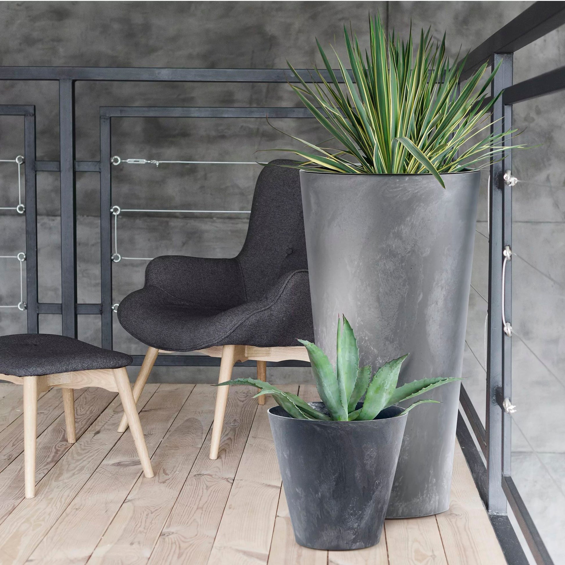 Maceta Tubus Beton Effect 28,5l., Dimensiones (mm) 400x400x373, Color Antracita_4