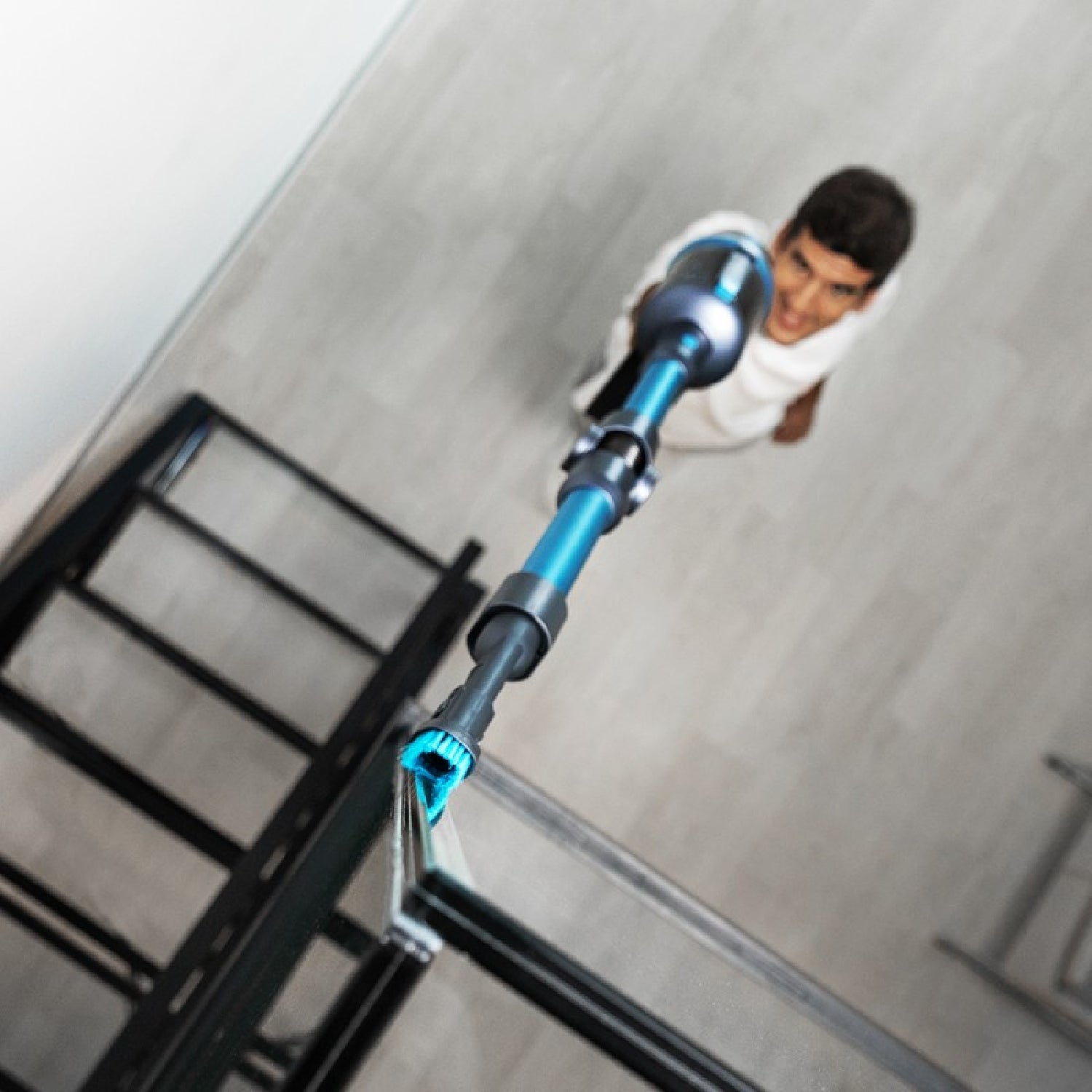 Cecotec Aspirador Vertical Bldc Conga Rockstar 2500 Titanium Ergowet_2