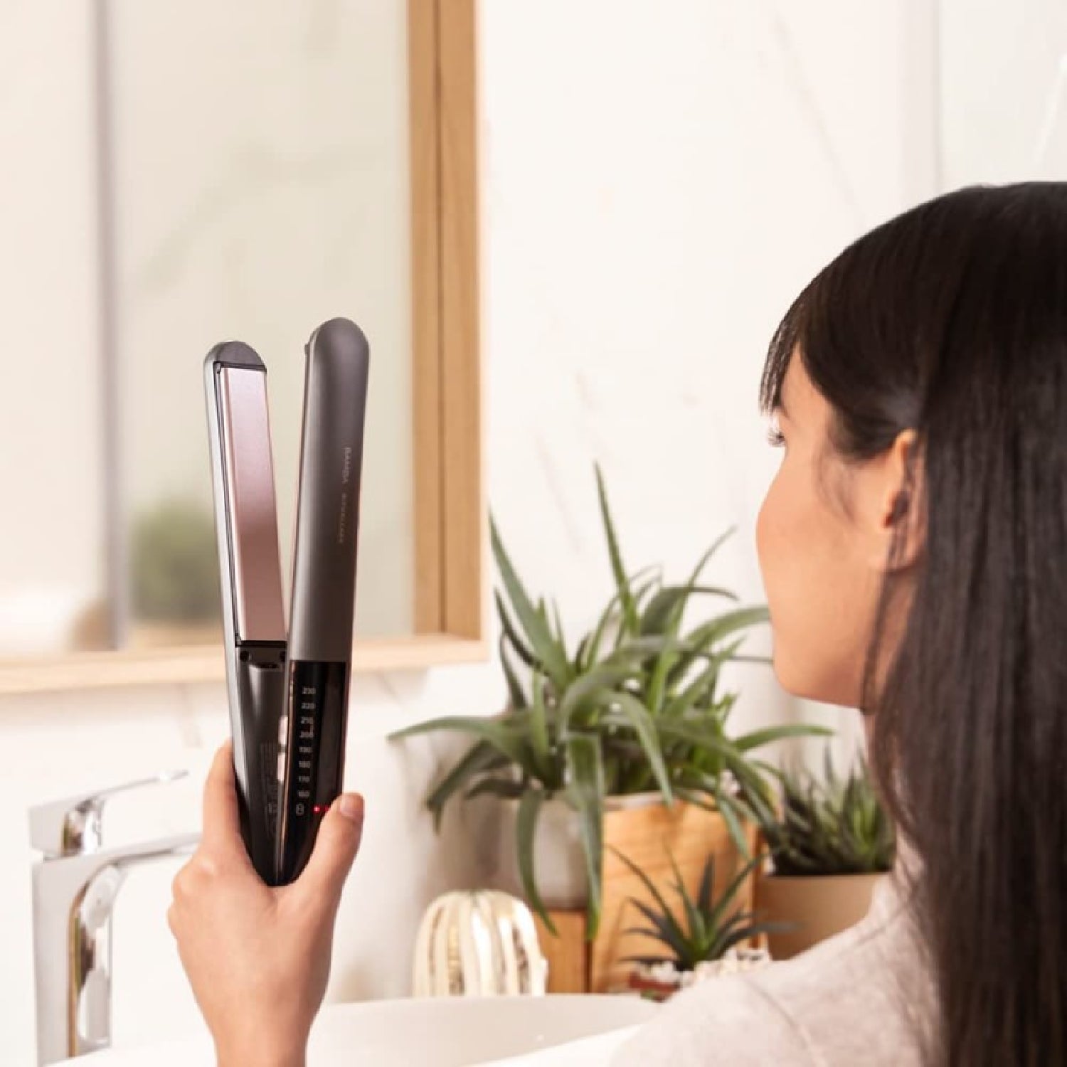 Cecotec Plancha De Pelo Estrecha Con Cable Ritualcare 1200 Titanium Ion T_1