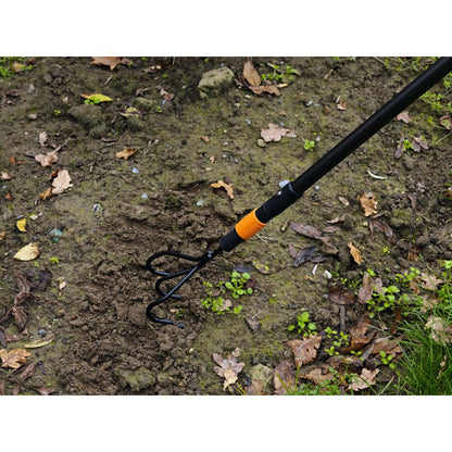 Cultivador Fiskars QuickFit de 3 pontas