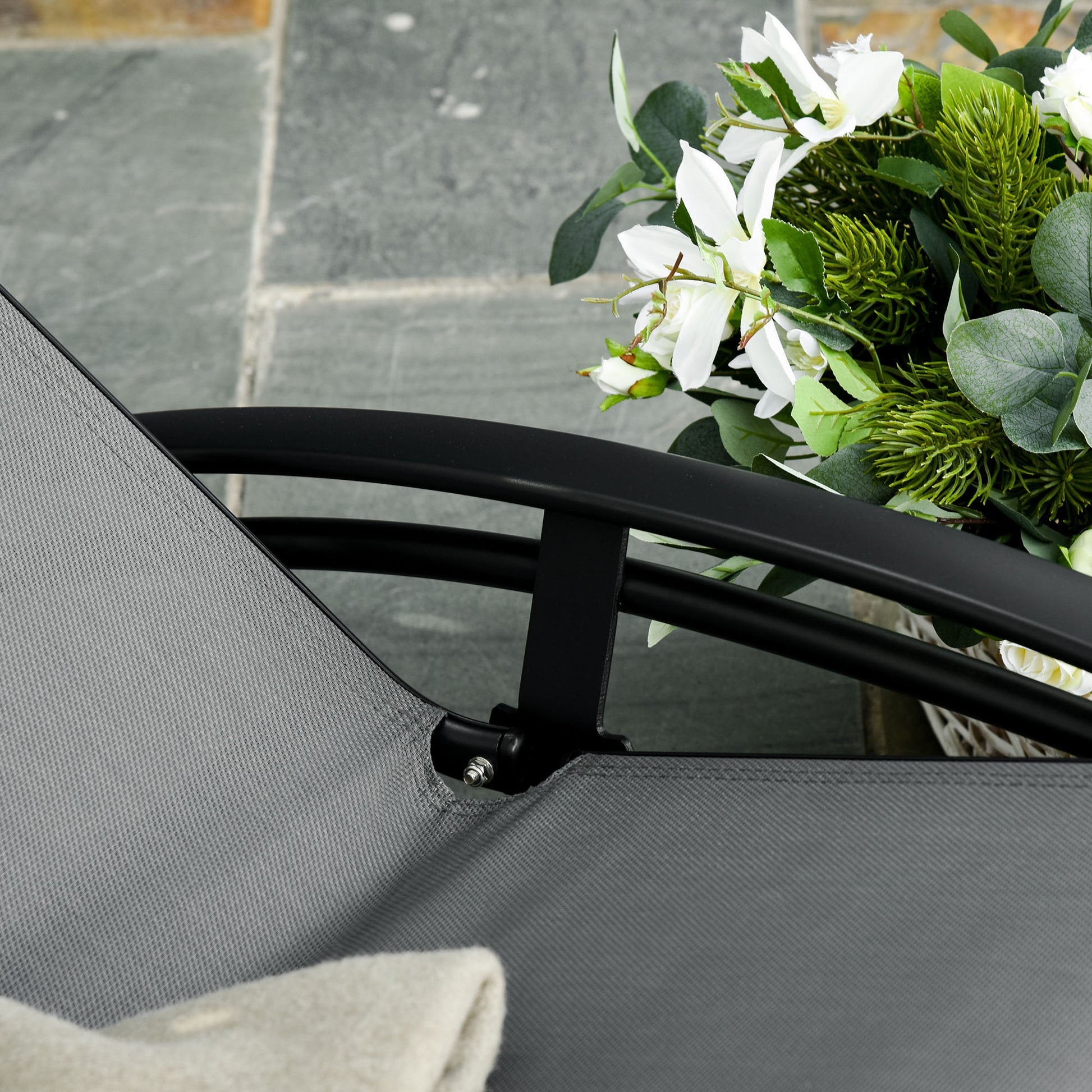Outsunny Tumbona Reclinable Con Respaldo Ajustable Reposacabezas Extraíble_3