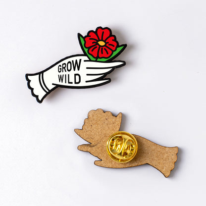 Pin Grow Wild - Accesorio Moderno y Original para Chaquetas, Mochilas y Bolsos - Nature Vibes_1