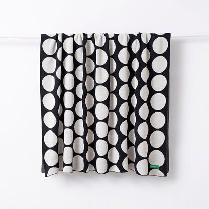 Manta 140x190cm 100% Acrilico 1000gr Topos Negros Benetton_2