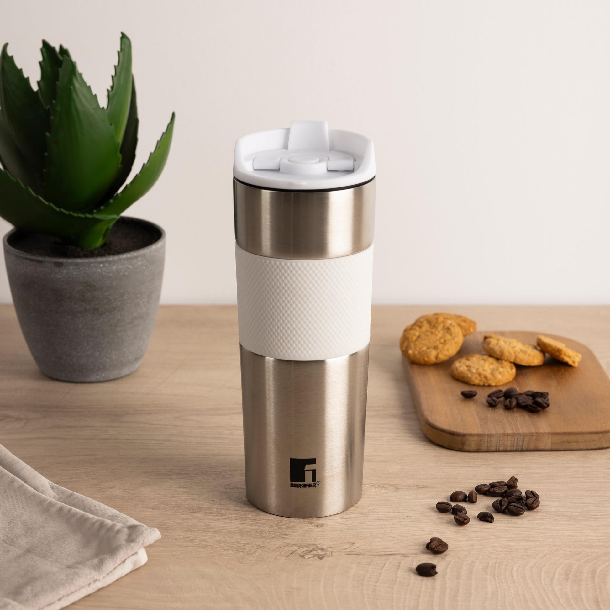 Taza De Viaje 460ml Lovers En Acero Inoxidable Y Silicona Blanco Bergner_1