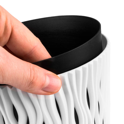 Maceta Redonda De Plastico Sandy Round En Color Blanco 15,8 (largo) X 15,8 (ancho) X 13,8 (alto) Cm