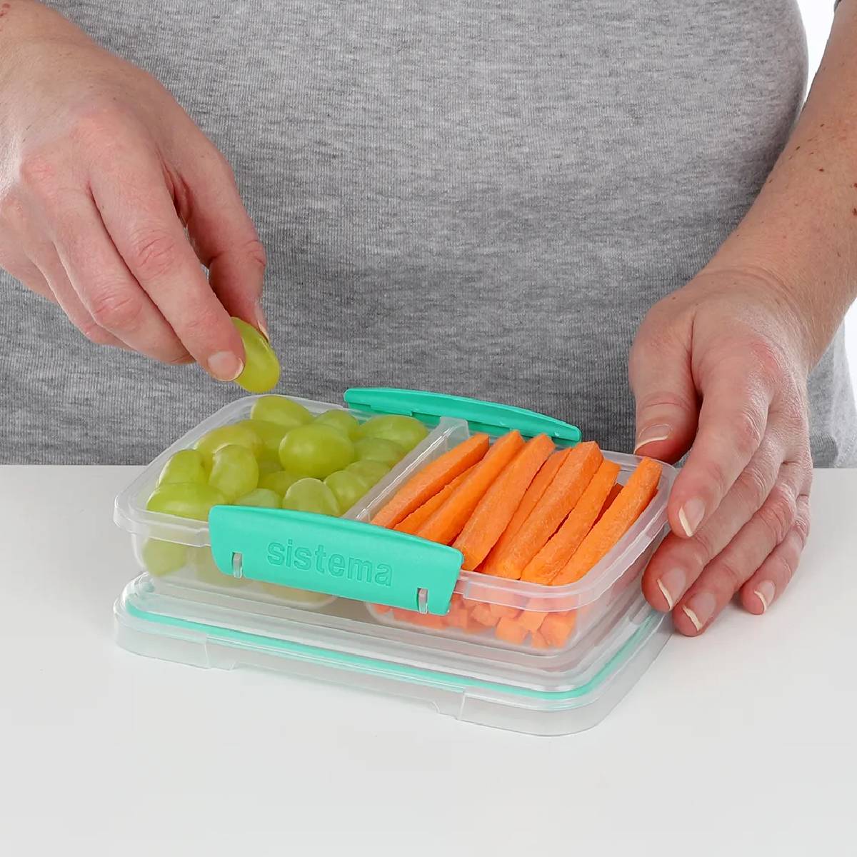 Recipiente hermético para snacks com sistema Split To Go de 350 ml