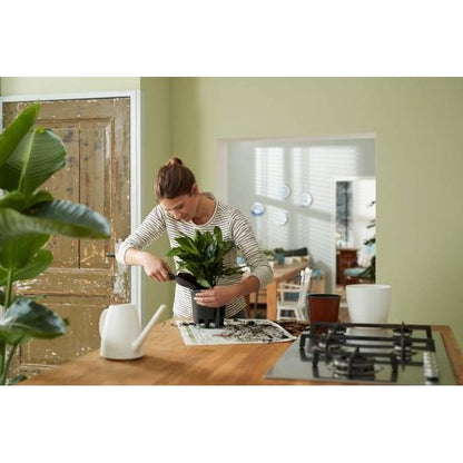 Inserir sistema de rega automática Elho 24 cm