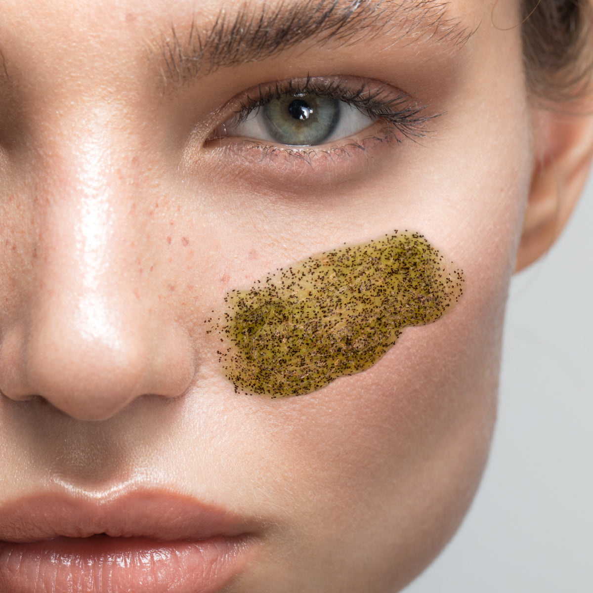Exfoliante Facial Aloe Vera y Bambú Labnatur 100 ml | Exfoliación Natural | Limpieza Renovadora_2