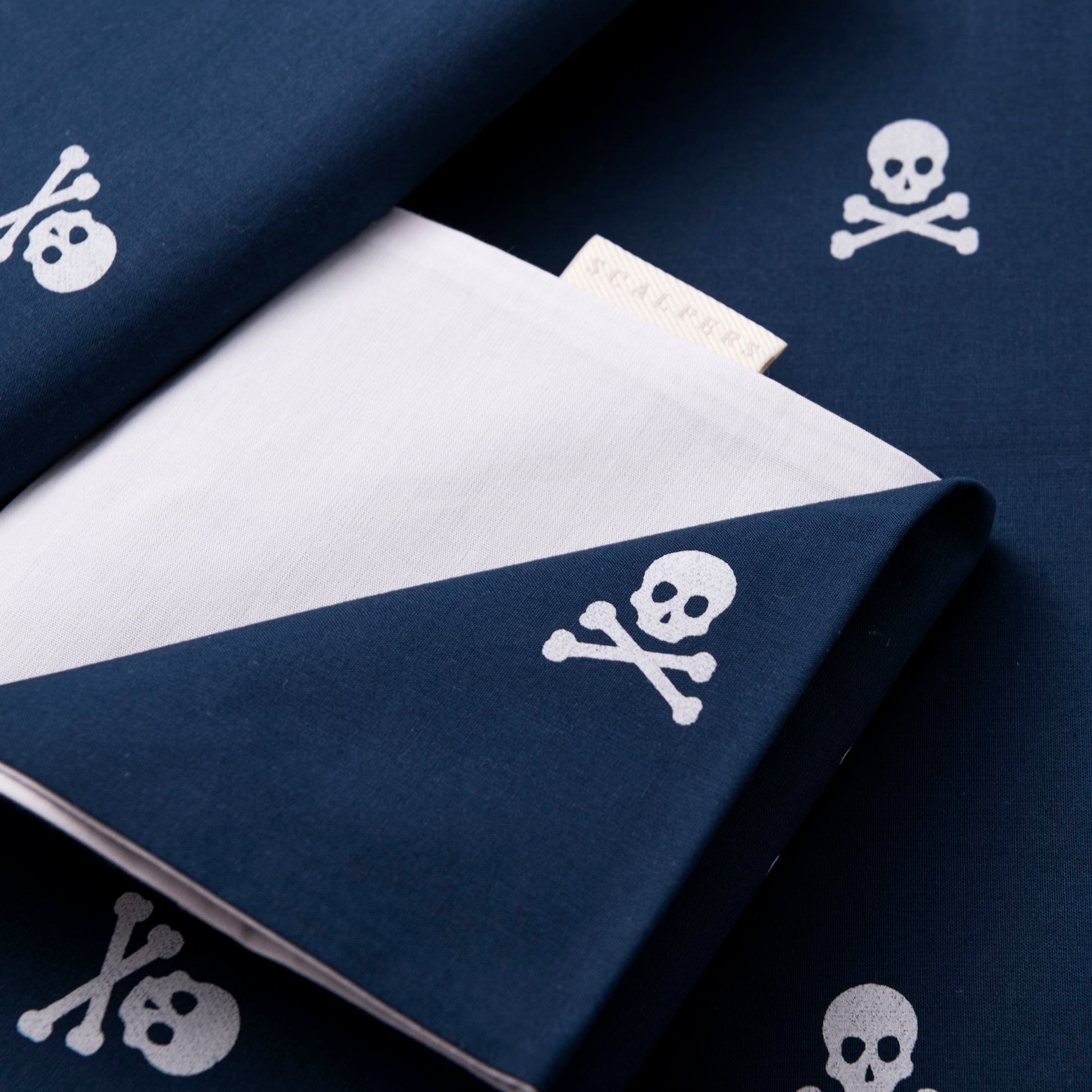 Set Cama (funda Nórdica 260x240cm + 2 Fundas Almohada  50x105cm) 100% Algodón Navy Calaveras Scalpers Home