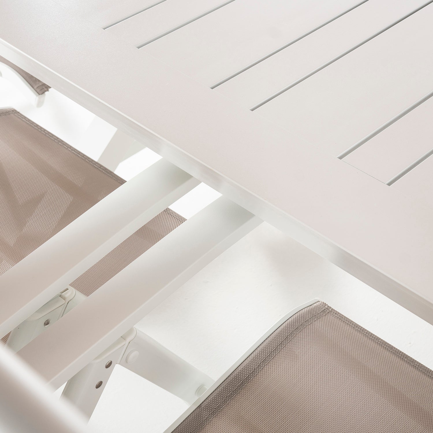 Conjunto Exterior Mesa Extensible 215/295 Cm Y 8 Sillones Reclinables Y Plegables, Aluminio Color Blanco, 8 Plazas_4