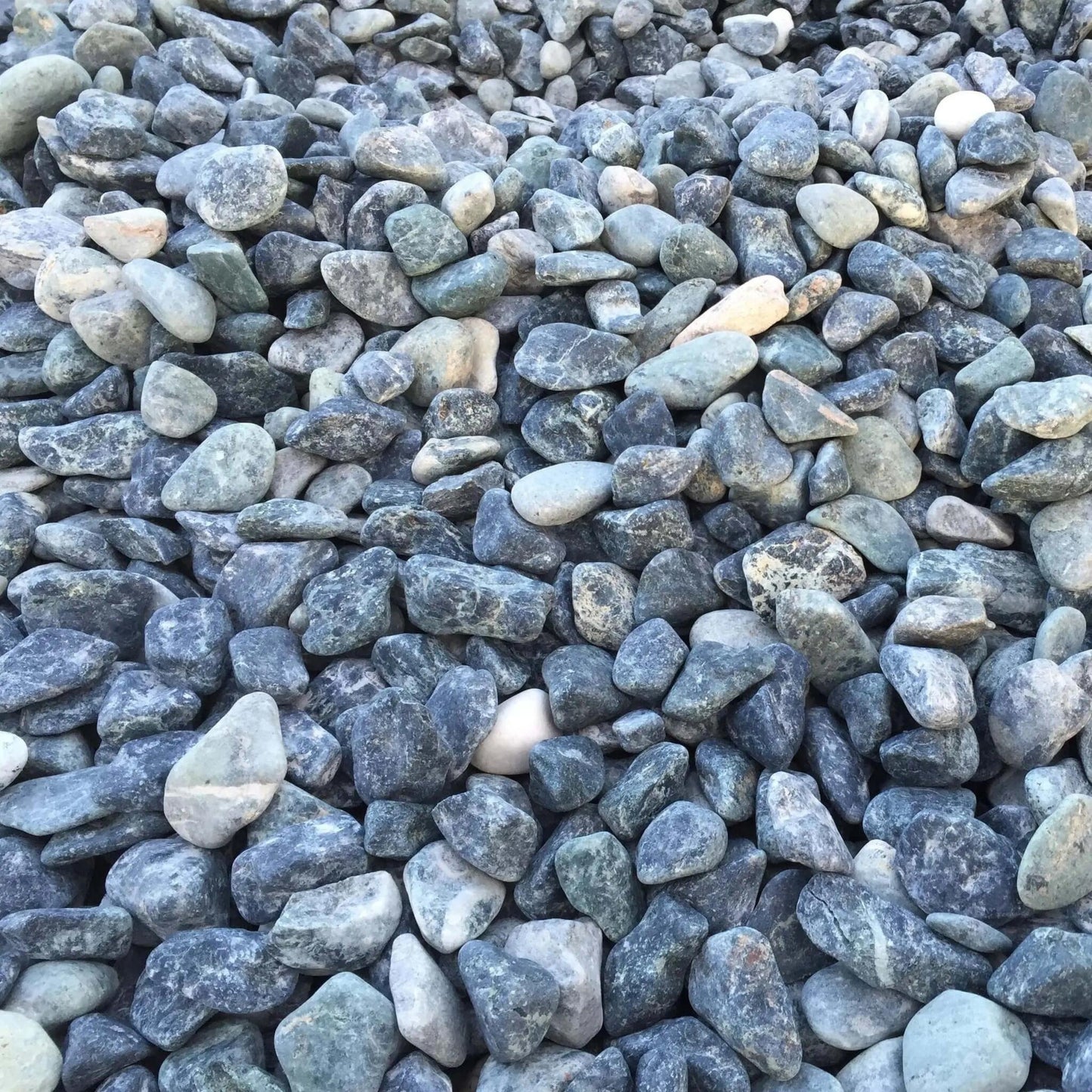 Canto Rodado Verde / Big Bag 1.000 Kg. / 24-40 Mm_0