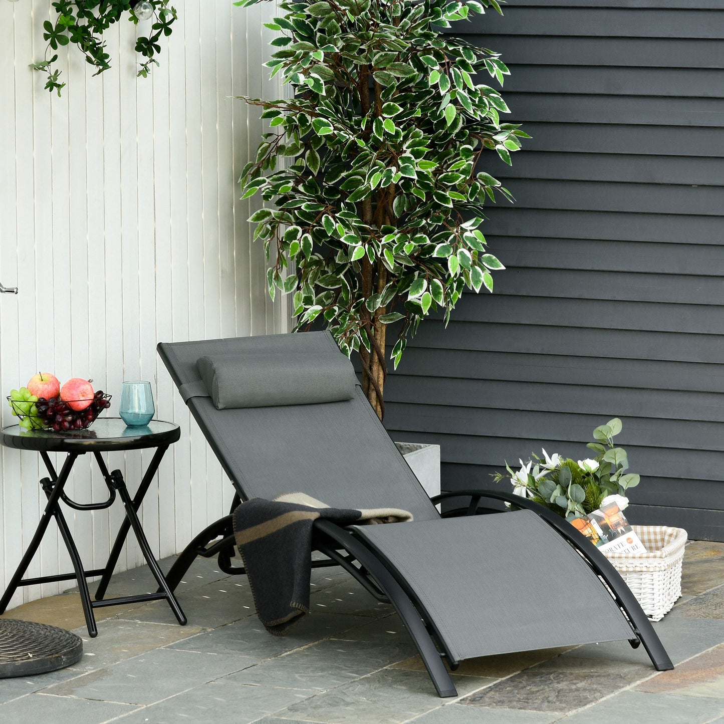 Outsunny Tumbona Reclinable Con Respaldo Ajustable Reposacabezas Extraíble_1
