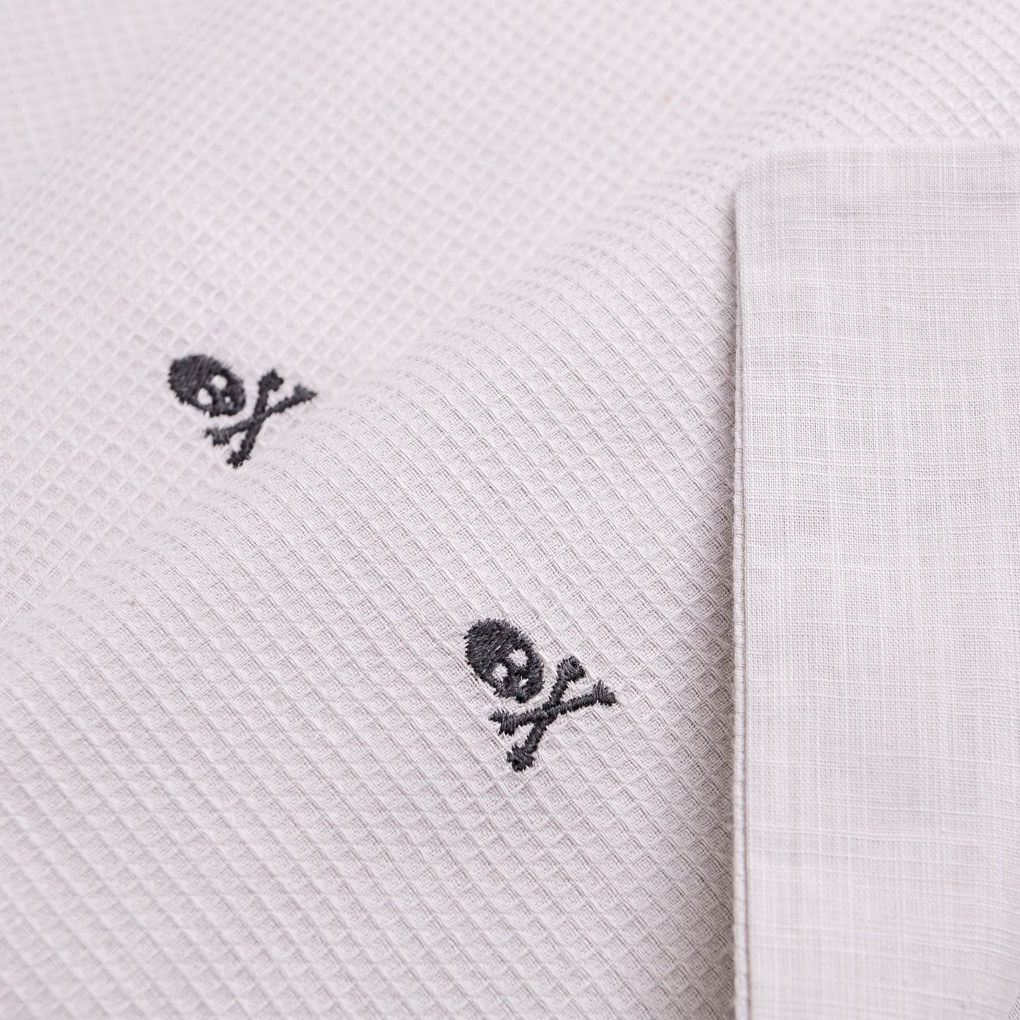 Set Cama Waffle (funda Nordica 260x240cm + 2 Fundas Almohada  50x105cm) 100% Algodón 144gsm Gris Cierre De Botone Shaze Scalpers Home