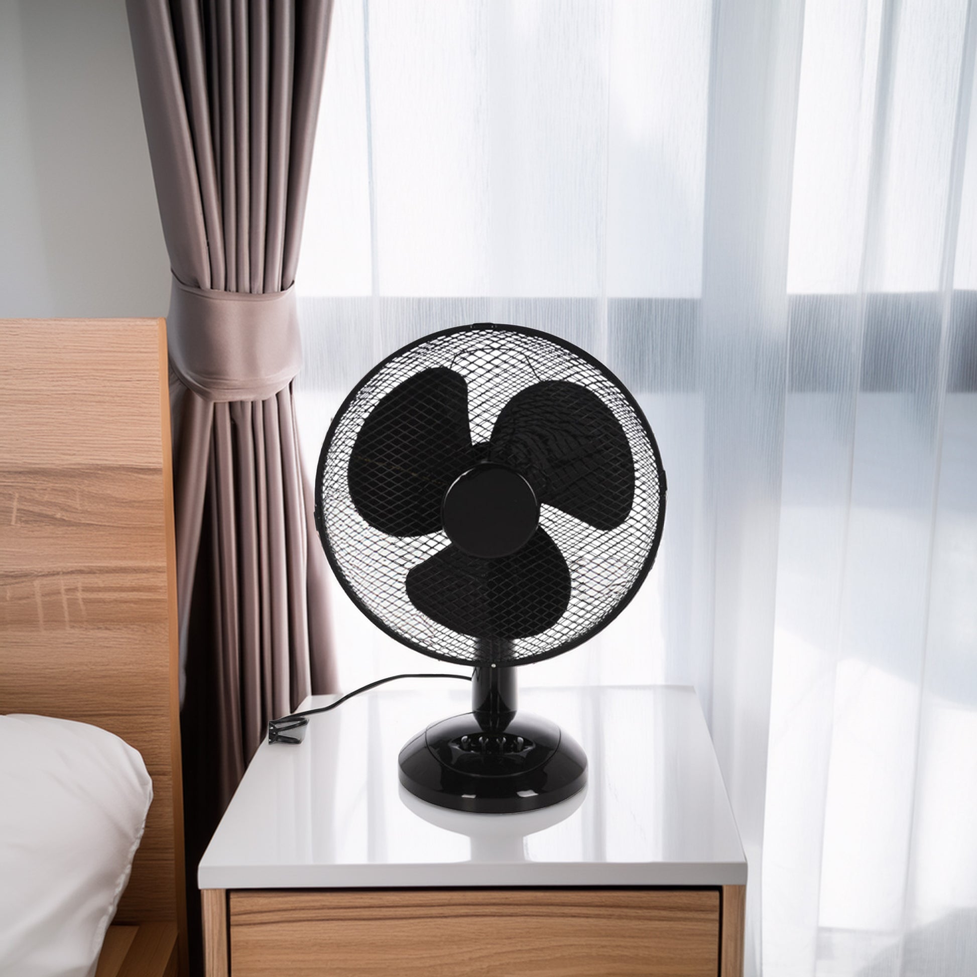 Well Home Ventilador De Mesa De 34x21x50cm Con Cabezal Ajustable Y 3 Velocidades - Color Negro_3