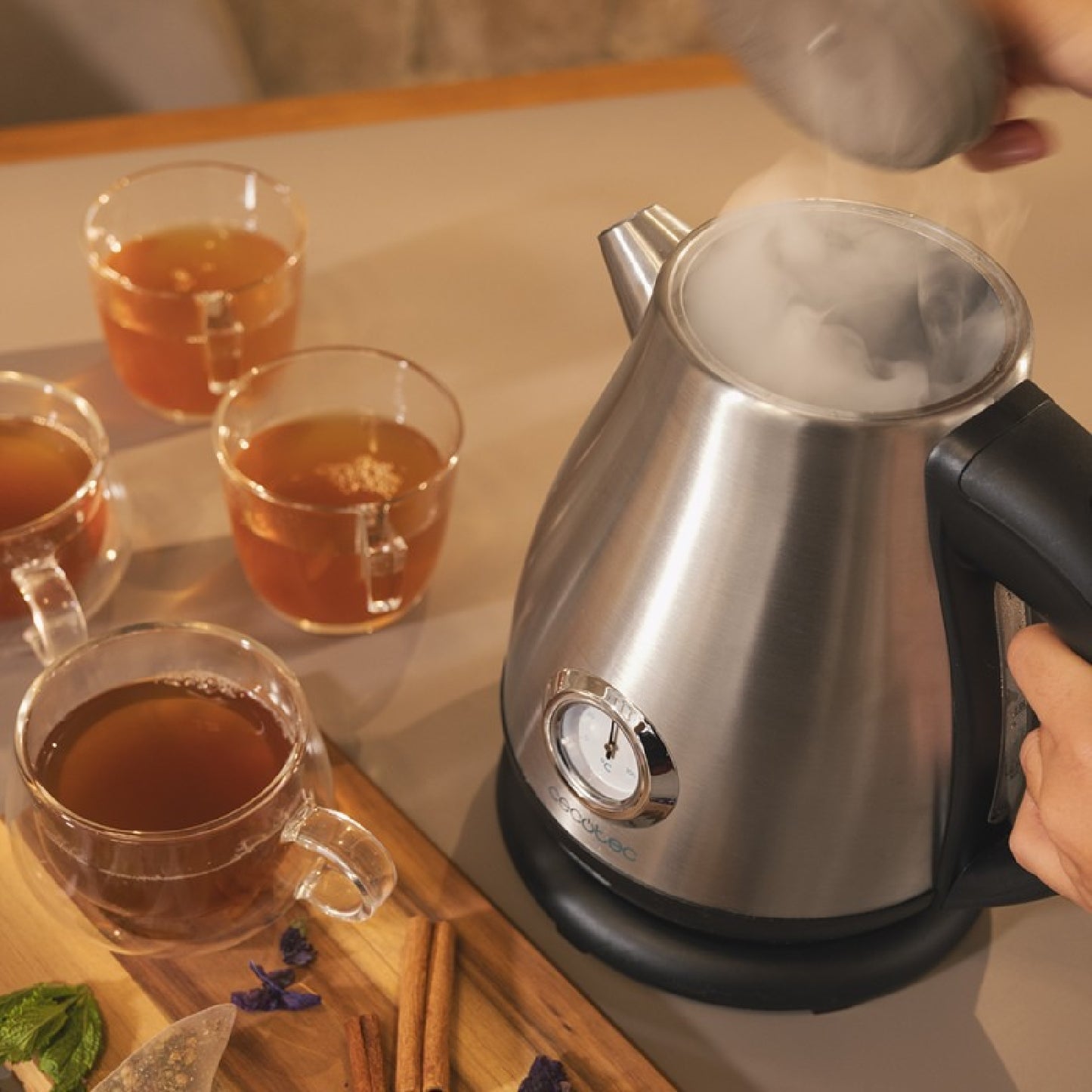 Cecotec Hervidor De Agua Thermosense 620 Retro Steel_3