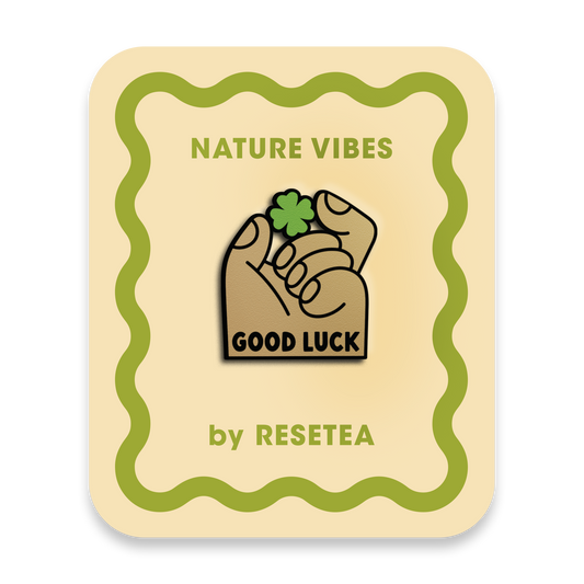 Good Luck Pin | Accesorio Moderno Y Original Para Chaquetas, Mochilas Y Bolsos_0