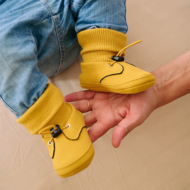 Booties De Porteo, Momawo, Color Mustard. Talla 0_2