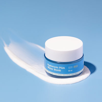 Bomba de água hialurónica PGA Freshly Cosmetics 50 ml