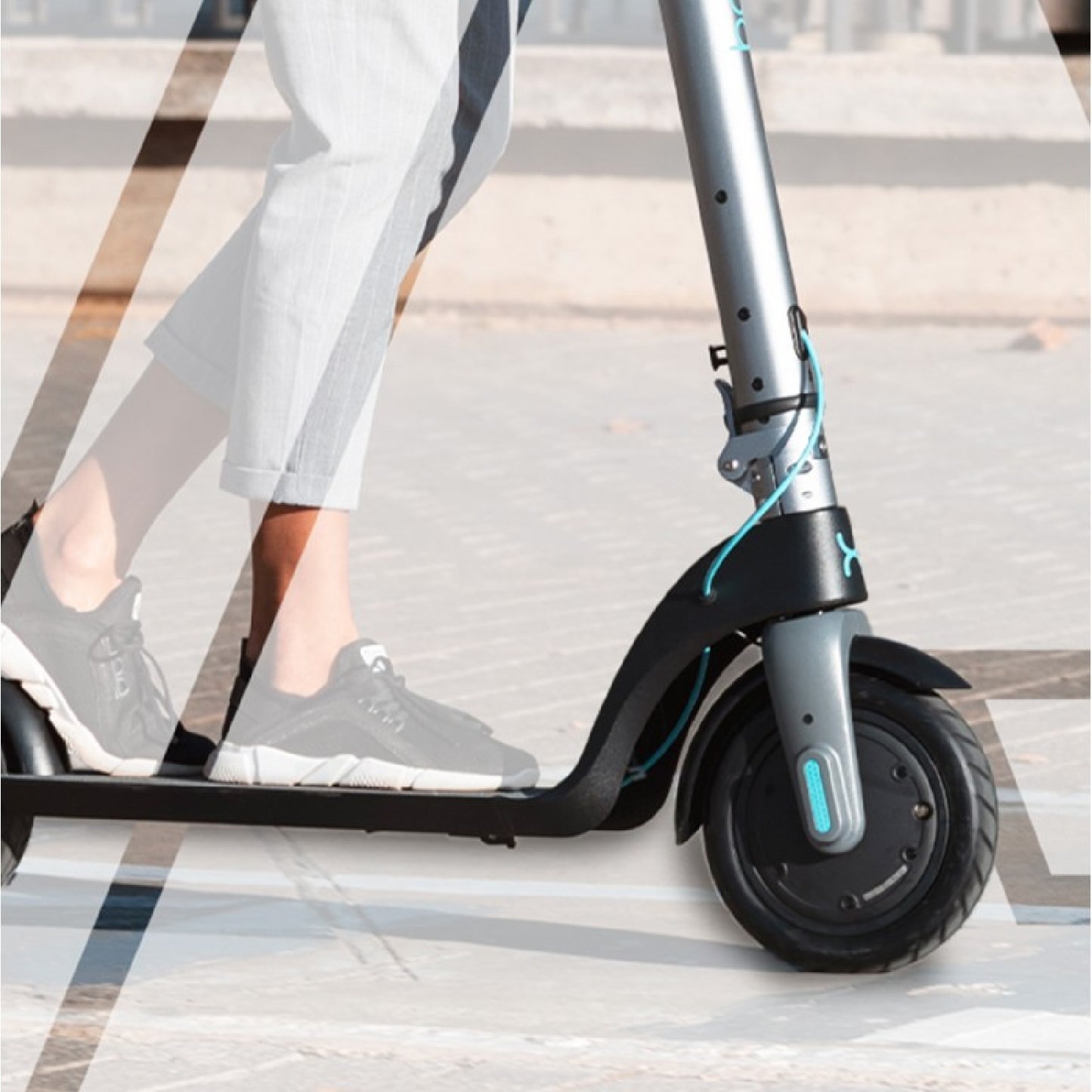 Patinete Eléctrico Bongo Serie A Connected X. Potencia Máxima 700 W, App Para Smartphone, Batería Intercambiable, Autonomía Hasta 25 Km, 3 Modos, Tr_3