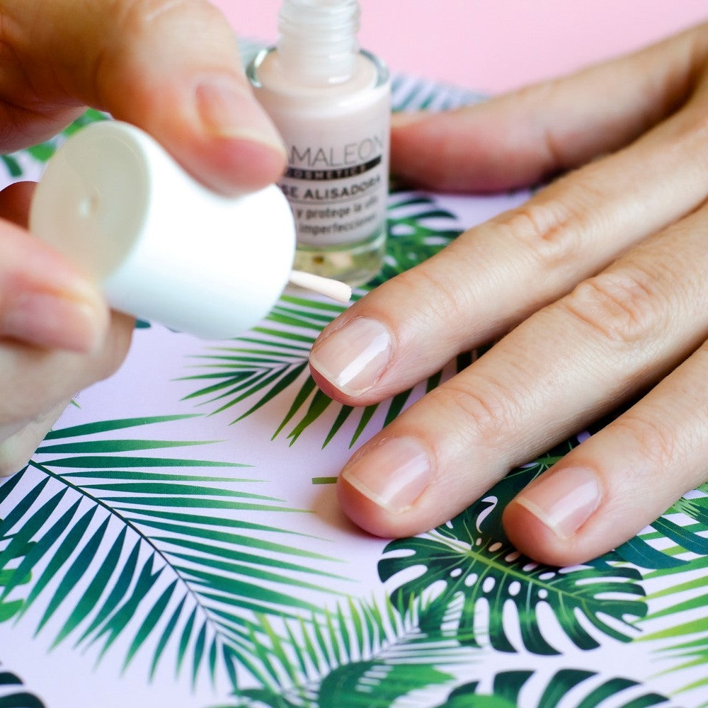 Base Alisadora De Uñas 6 Ml Camaleon Cosmetics_1