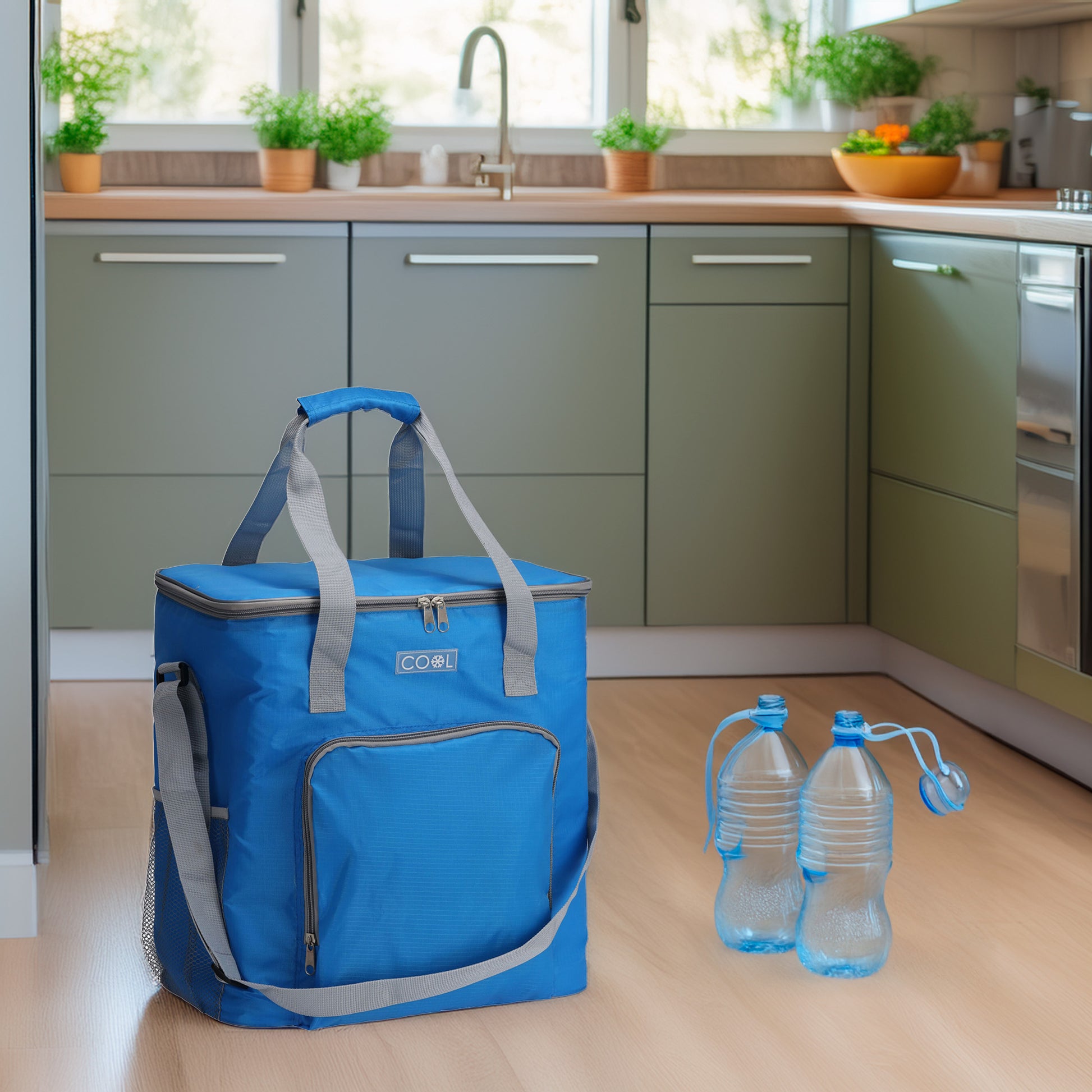 Well Home Bolsa Nevera Azul Brillante De 30l Con Detalles En Gris Y Espuma Aislante De 5 Mm_2