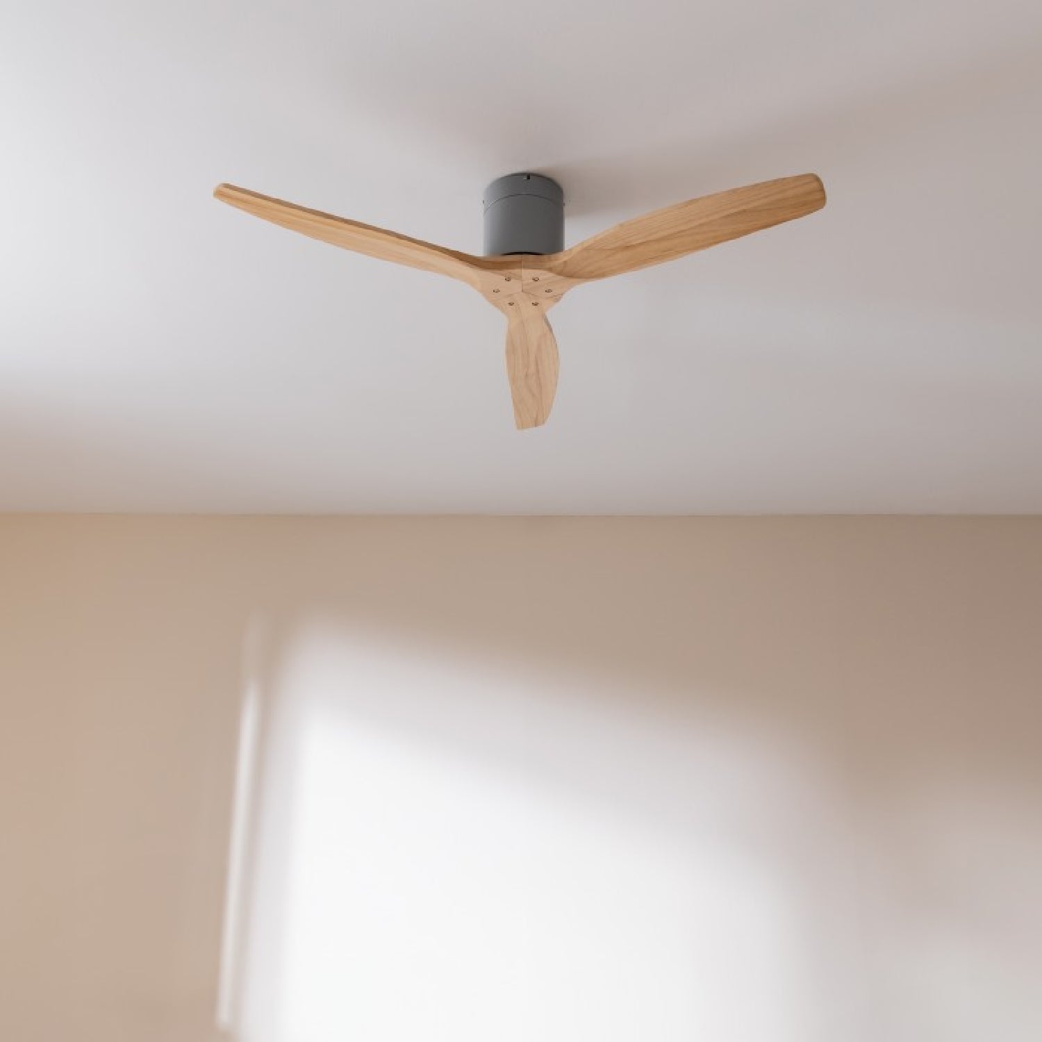 Cecotec Ventilador De Techo Sin Luz Energysilence Aero 5500 Aqua Ironwhitewood Connected_4