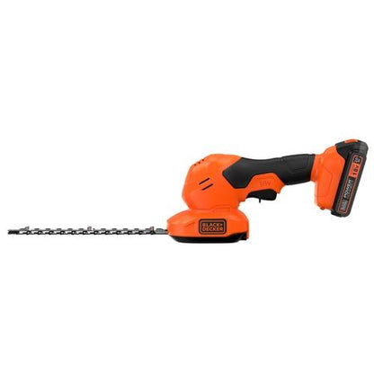 Kit de aparador de relva e aparador de sebes com bateria de lítio Black+Decker BCSS18D1-QW de 18 V e 2 Ah.