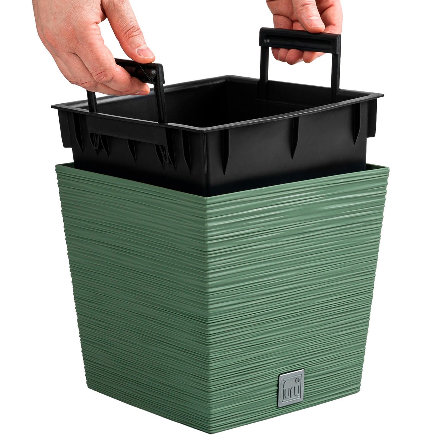 Macetero Color Verde Tierra, Con Depósito, Colección Furu, De 24 X 24 X 23,5 Cm, Capacidad De 7,5 L.