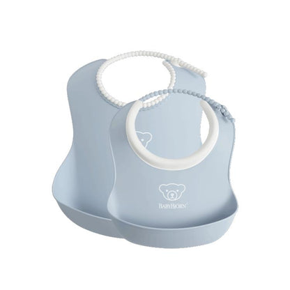 Conjunto de 2 babetes em azul pastel