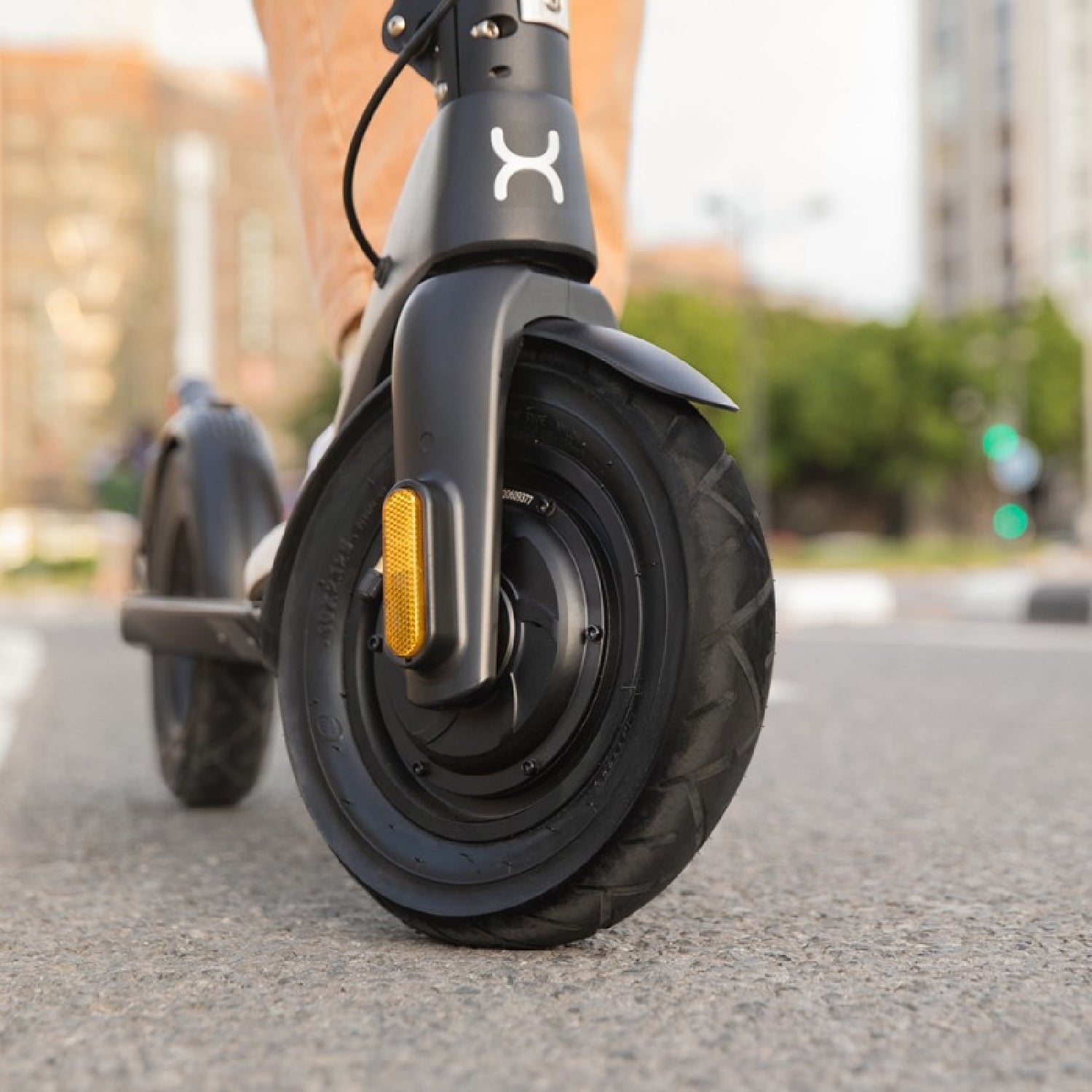Patinete Eléctrico Bongo Serie A Advance Max Connected X. 700 W, Batería Intercambiable, Autonomía Hasta 45 Km, App Para Móvil, 3 Modos, Doble Siste_1