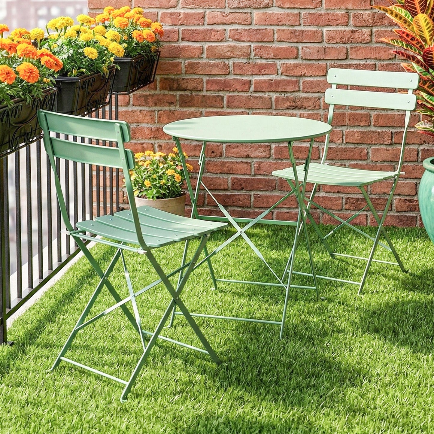 Outsunny Conjunto De Muebles De Jardín Con 2 Sillas Plegables Y Mesa Verde Claro_1