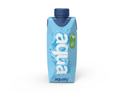 Água Aqualy em caixa de 330 ml.