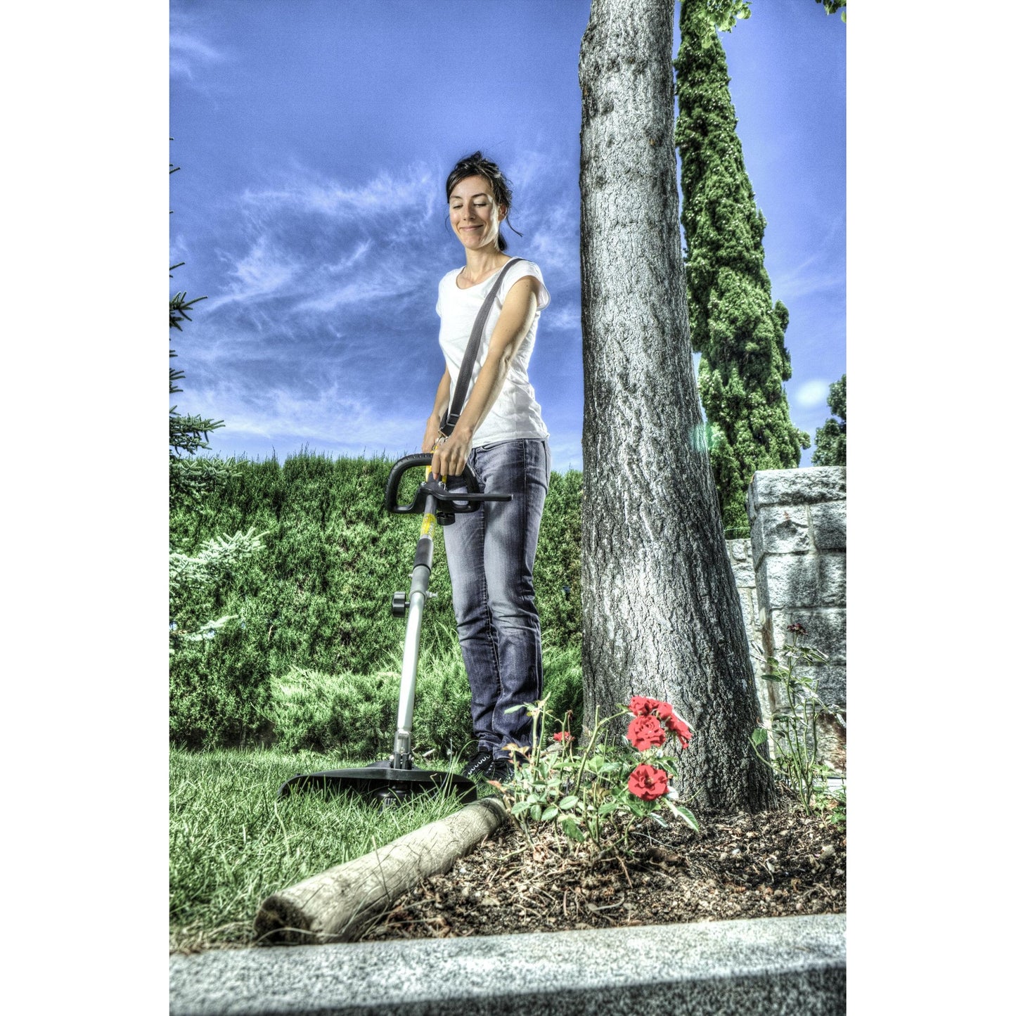 Aparador de relva Garland Xtrim 700peV16