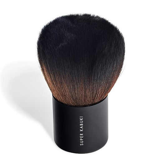 Pincel super kabuki, Lily Lolo