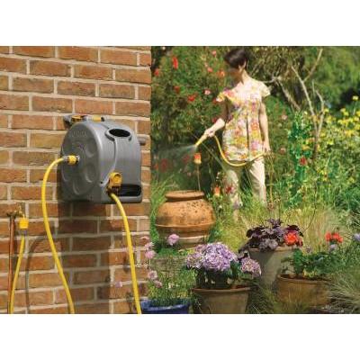 Enrolador compacto com mangueira Hozelock de 25 m 