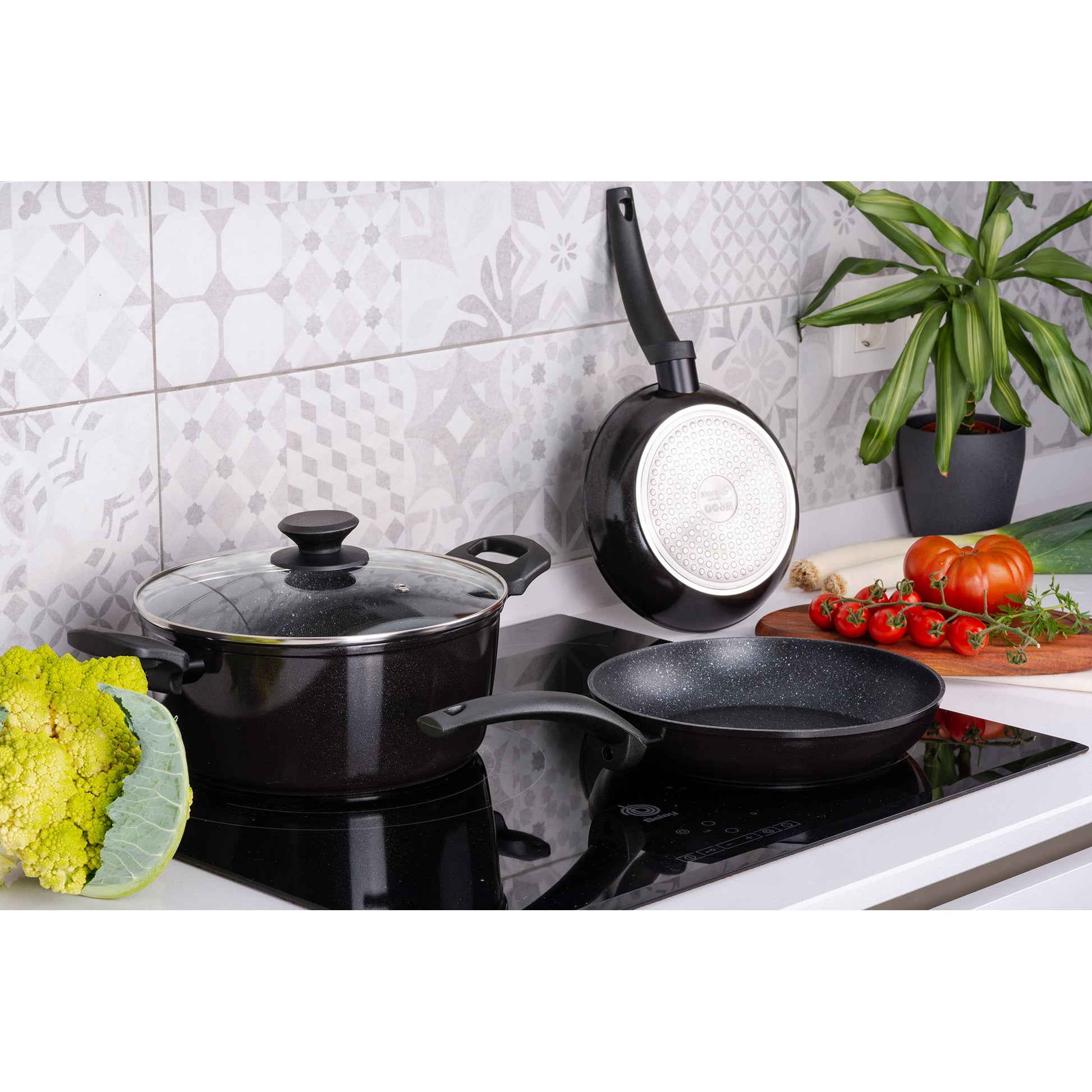 Batería Cocina Inducción 4 Piezas, Antiadherente Sin Pfoa, Aluminio Forjado, Cazuela Sartenes Fagor Vivant 424 Negro_2